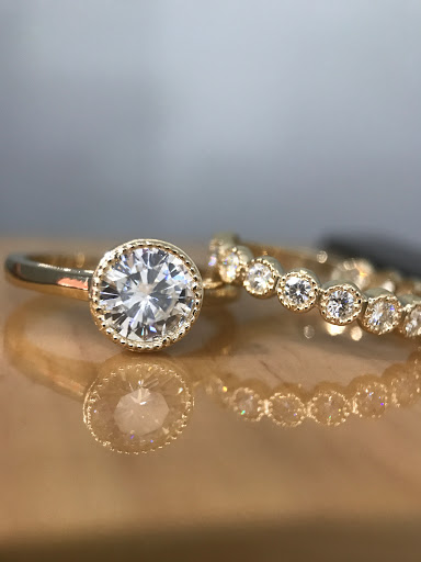 Jewelry Store «Farsi Jewelers», reviews and photos, 5590 Roswell Rd #110, Sandy Springs, GA 30342, USA