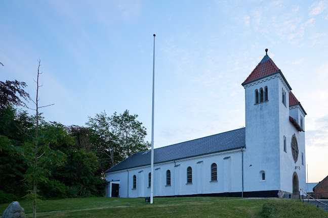 Anmeldelser af Holstebro Valgmenighedskirke i Holstebro - Kirke