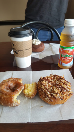 Donut Shop «The Donut Conspiracy», reviews and photos, 1971 E Beltline Ave NE #123, Grand Rapids, MI 49525, USA