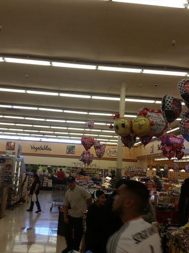 Supermarket «Jons Marketplace», reviews and photos, 6655 Van Nuys Blvd, Van Nuys, CA 91405, USA