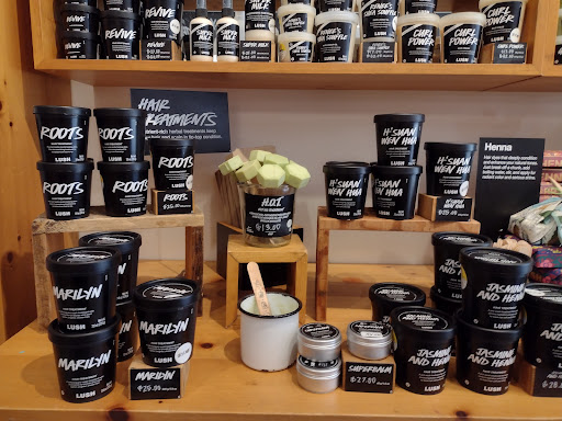 Cosmetics Store «LUSH», reviews and photos, 2905 E Skyline Dr, Tucson, AZ 85718, USA