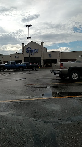 Grocery Store «Kroger», reviews and photos, 3838 Richfield Rd, Flint, MI 48506, USA