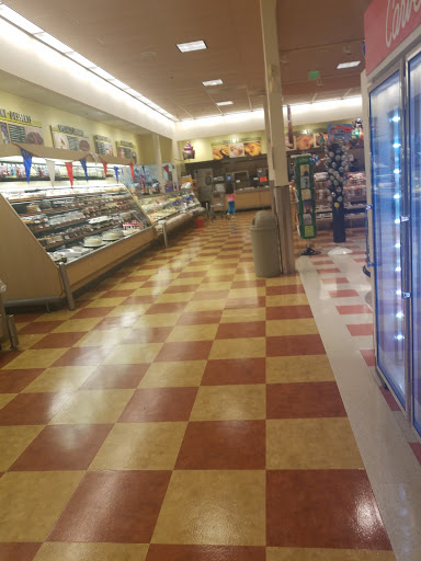 Grocery Store «Market Basket», reviews and photos, 170 Everett Ave, Chelsea, MA 02150, USA