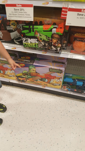 Shopping Mall «Sun-Vet Mall», reviews and photos, 5801 Sunrise Hwy, Holbrook, NY 11741, USA