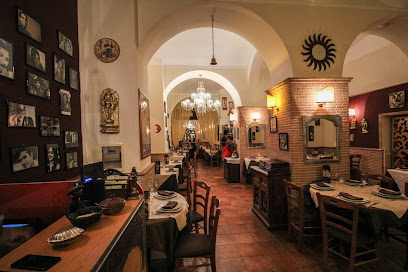 Gandhi 2 Indian Restaurant - Via Genova, 29/A, 00184 Roma RM, Italy