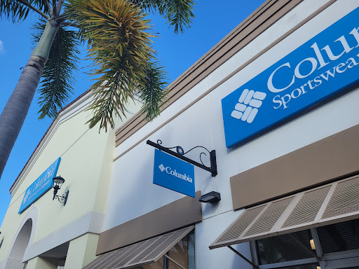 Sportswear Store «Columbia Sportswear Outlet Store at Premium Outlets in Orlando», reviews and photos, 4971 International Dr, Orlando, FL 32819, USA