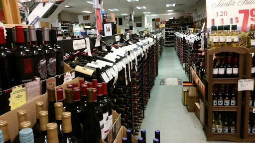 Liquor Store «Putnam Wine & Liquor», reviews and photos, 545 US-6, Mahopac, NY 10541, USA