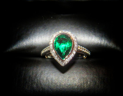 Jewelry Store «Jewelry Savers», reviews and photos, 2431 N Greenwich Rd #109, Wichita, KS 67226, USA