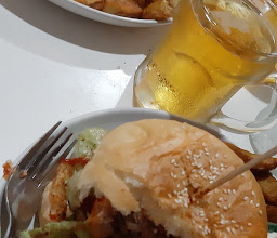 Maya Burger Queen photo
