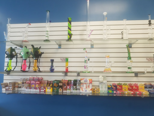 Tobacco Shop «J&J Smoke Shop», reviews and photos, 4520 Hallandale Beach Blvd, Pembroke Park, FL 33023, USA