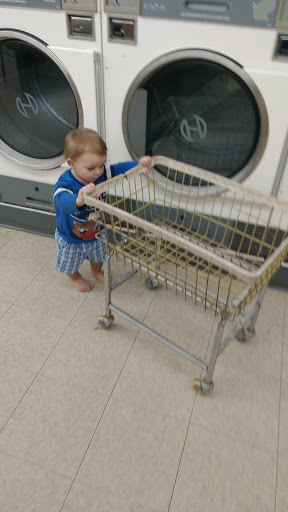 Dry Cleaner «Queens Dry Cleaners & Laundromats», reviews and photos, 1616 S Hastings Way, Eau Claire, WI 54701, USA