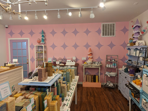 Cosmetics Store «Ladyburg Bath and Body Apothecary», reviews and photos, 726 Caroline St, Fredericksburg, VA 22401, USA