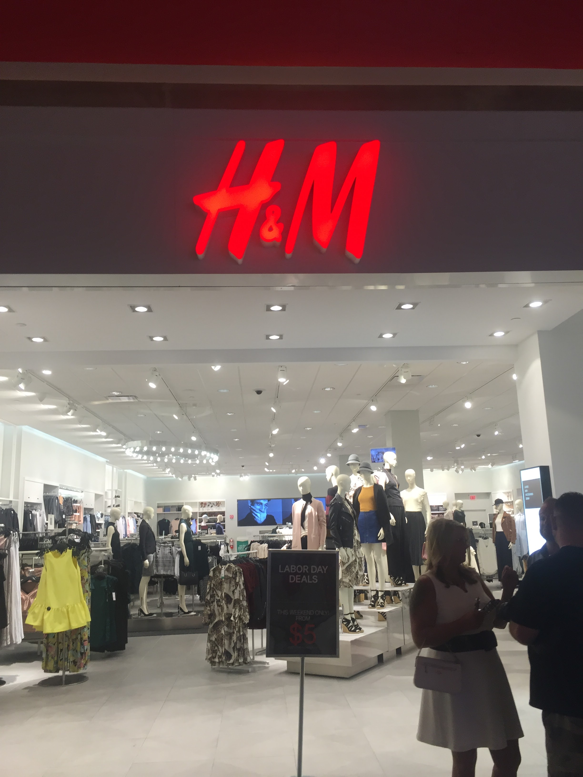 Picture of a place: H&amp;M
