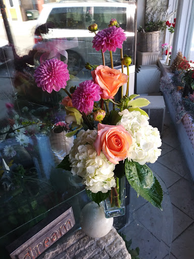 Florist «Florist On Forest Ltd», reviews and photos, 482 Forest Ave # 1, Glen Ellyn, IL 60137, USA