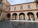 Cour Henri IV du Capitole de Toulouse Toulouse