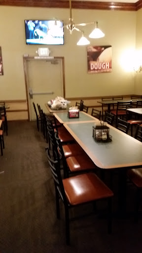 Pizza Restaurant «Round Table Pizza», reviews and photos, 626 W Huntington Dr, Monrovia, CA 91016, USA