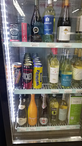 Liquor Store «Fairway Liquors», reviews and photos, 5900 167th Ave NW, Anoka, MN 55303, USA