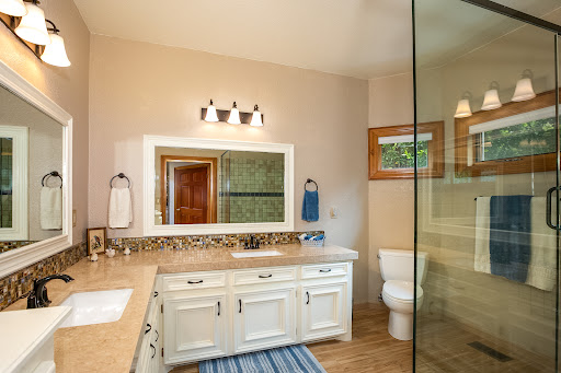 Paul Burrowes - David Lyng Real Estate image