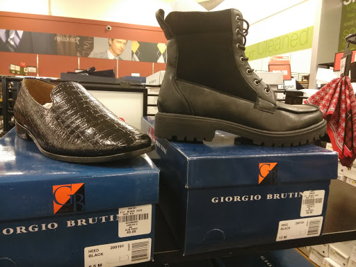 Clothing Store «K&G Fashion Superstore», reviews and photos, 8655 Pulaski Hwy, Rosedale, MD 21237, USA