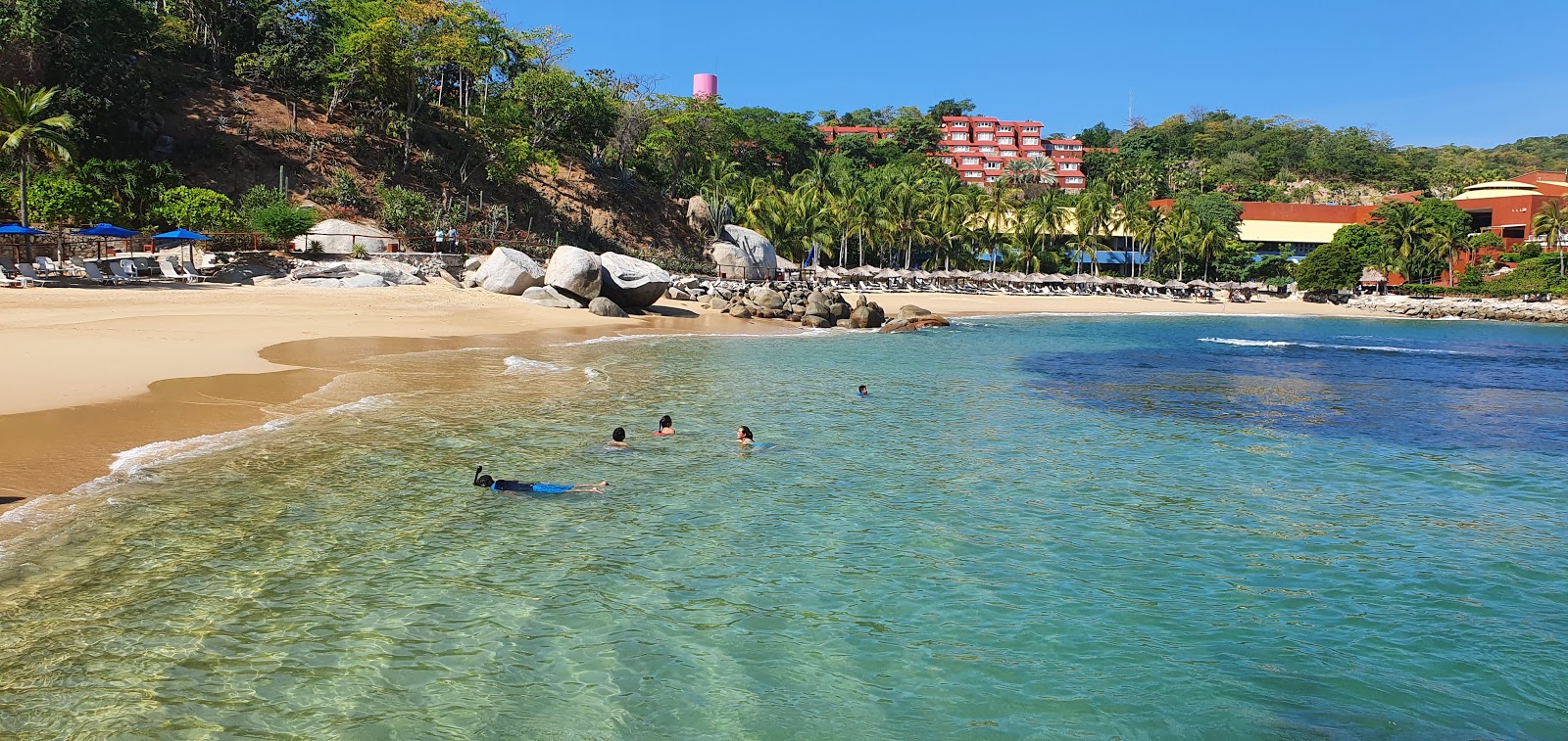 Photo de Plage Las Brisas avec un niveau de propreté de très propre