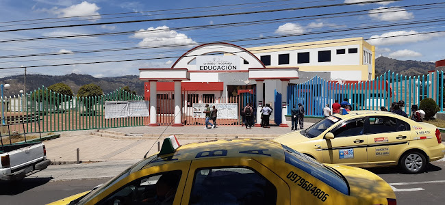 Opiniones de UNIDAD EDUCATIVA VICENTE ANDA AGUIRRE en Riobamba - Escuela