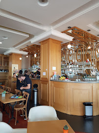 Atmosphère du Restaurant L'Océan Café à Les Sables-d'Olonne - n°14
