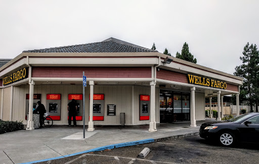 Bank «Wells Fargo Bank», reviews and photos