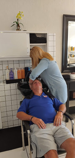 Barber Shop «Southside Village Barbershop», reviews and photos, 1816 Hillview St, Sarasota, FL 34239, USA