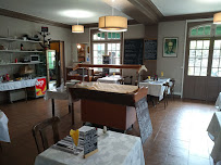 Atmosphère du Restaurant français Au Bon Accueil | Restaurant (77) à Montry - n°17