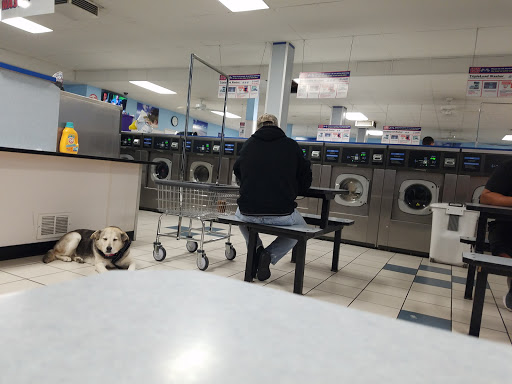 Laundromat «Speed Wash Laundry», reviews and photos, 9340 Magnolia Ave, Riverside, CA 92503, USA