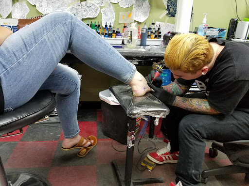 Tattoo Shop «Love Hate Tattoo», reviews and photos, 217 1/2 Alexander St, Rochester, NY 14607, USA