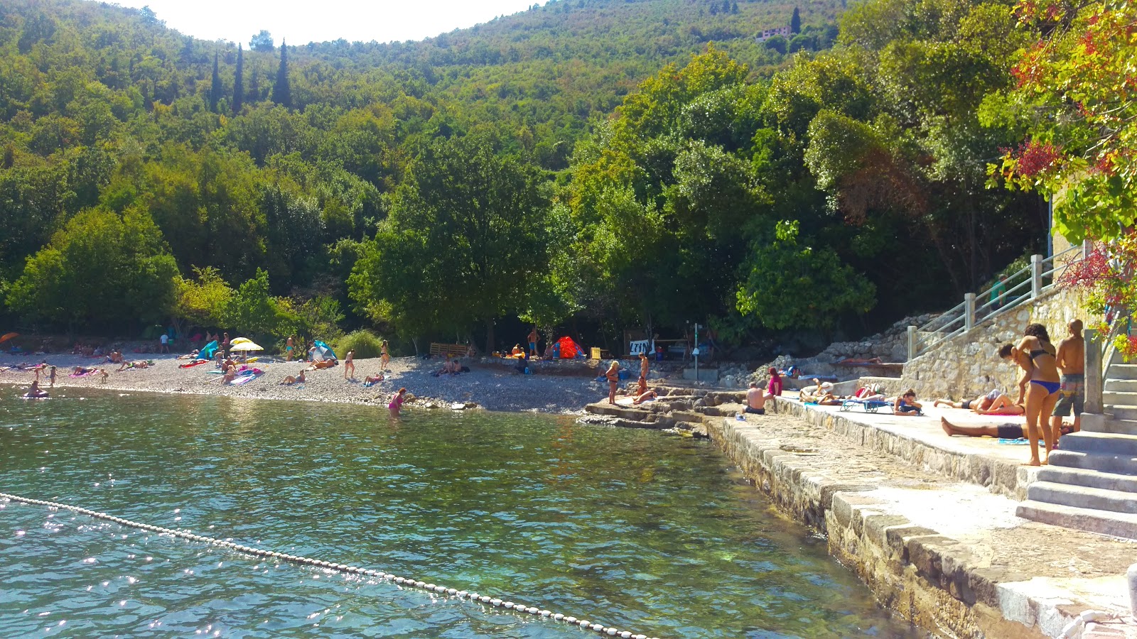 Cesarova beach'in fotoğrafı imkanlar alanı