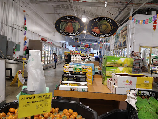 Discount Supermarket «Park Hill Supermarket», reviews and photos, 3770 E 40th Ave, Denver, CO 80205, USA