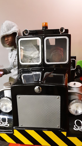 Shopping Mall «Eastland Mall», reviews and photos, 2740 Eastland 2 B, Columbus, OH 43232, USA