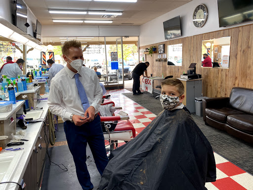Barber Shop «Leetsdale Barbers», reviews and photos, 600 S Holly St, Denver, CO 80246, USA