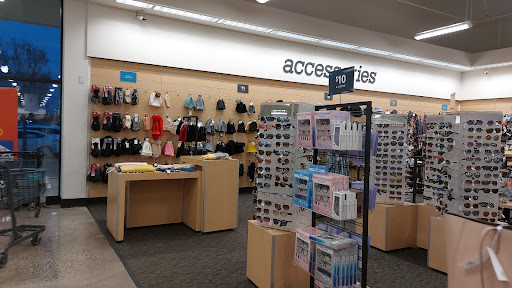 Department Store «Nordstrom Rack West Farm Shopping Center», reviews and photos, 1600 SE Rd, Farmington, CT 06032, USA