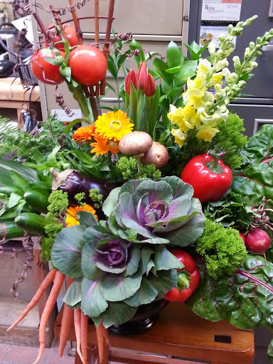 Florist «Hudson Flower Shop», reviews and photos, 222 Locust St, Hudson, WI 54016, USA