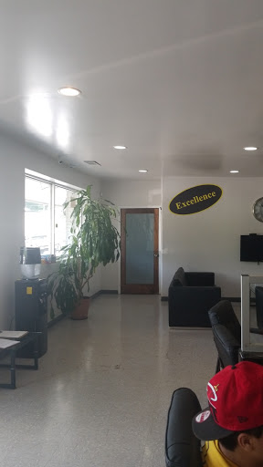 Used Car Dealer «E & S Auto Sales», reviews and photos, 2115 Nolensville Pike, Nashville, TN 37211, USA