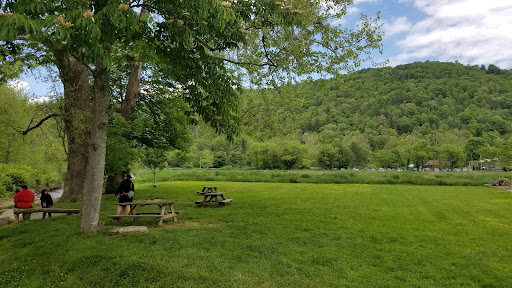 General Store «Mast Store Annex», reviews and photos, 2918 Broadstone Rd, Banner Elk, NC 28604, USA