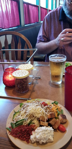 Pizza Restaurant «Flying Pie Pizzeria», reviews and photos, 16691 SE McLoughlin Blvd, Milwaukie, OR 97267, USA