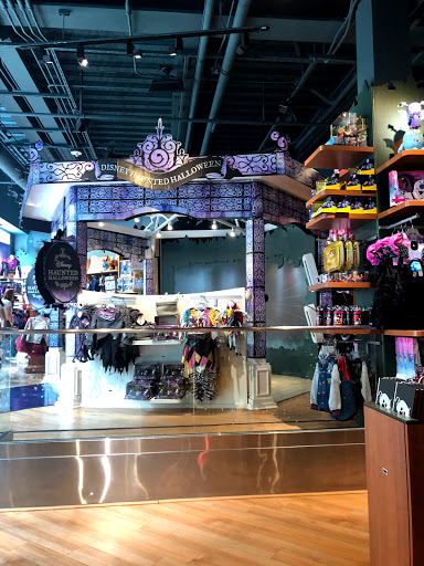 Toy Store «Disney Store», reviews and photos, 395 Santa Monica Place, Santa Monica, CA 90401, USA
