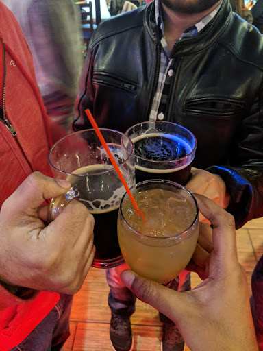 Bowling Alley «Universal Lanes», reviews and photos, 2101 E Twelve Mile Rd, Warren, MI 48092, USA