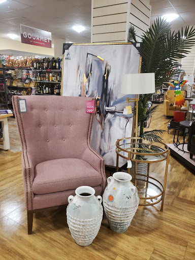 Department Store «HomeGoods», reviews and photos, 210 Needham St, Newton, MA 02461, USA