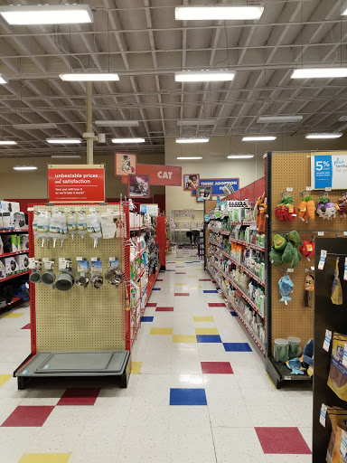 Pet Supply Store «Petco Animal Supplies», reviews and photos, 855 E Bidwell St, Folsom, CA 95630, USA