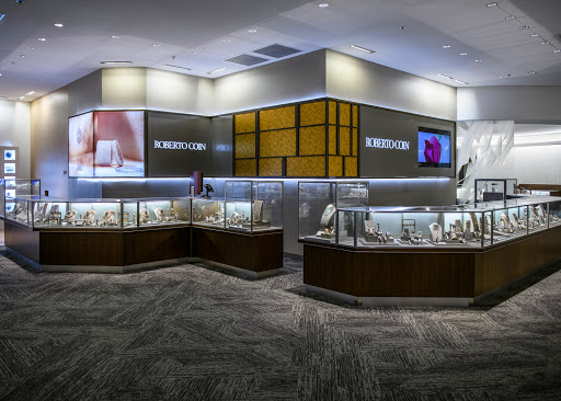 Jewelry Store «Borsheims Fine Jewelry», reviews and photos, 120 Regency Pkwy, Omaha, NE 68114, USA