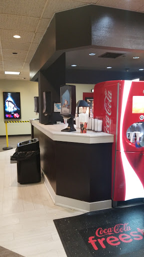 Movie Theater «Apple Cinemas Waterbury», reviews and photos, 920 Wolcott St, Waterbury, CT 06705, USA