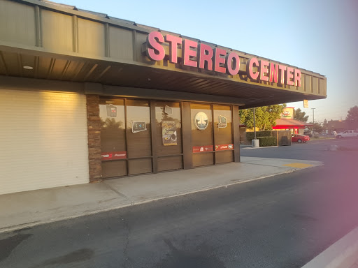Stereo Center