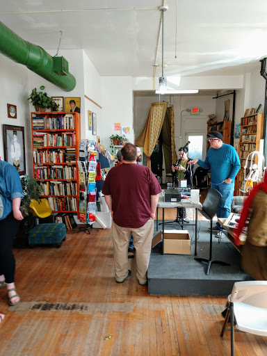 Record Store «Irvington Vinyl», reviews and photos, 9 Johnson Ave, Indianapolis, IN 46219, USA