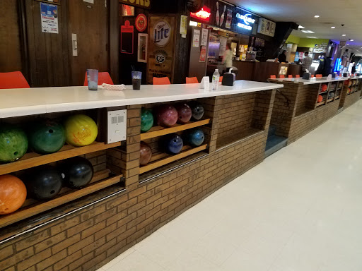 Sports Bar «Ledgeview Lanes Inc», reviews and photos, 170 Prairie Rd, Fond du Lac, WI 54935, USA