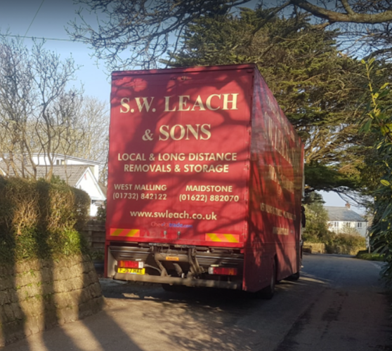 Comments and reviews of S W LEACH and SONS Removals and Storage